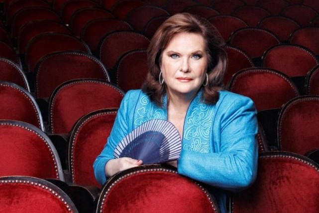 Opera Star & Friends of Hungary Founder Éva Marton Receives Prestigious Kennedy Gold Medal Opera Star & Friends of Hungary Founder Éva Marton Receives Prestigious Kennedy Gold Medal