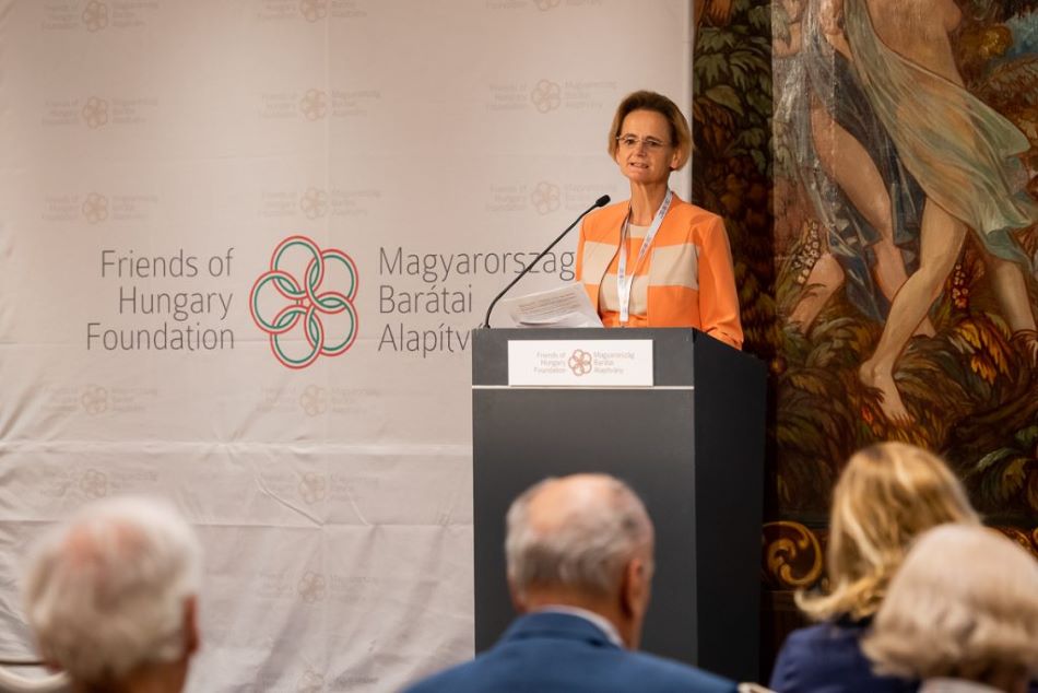 X. Magyarország Barátai Konferencia X. Magyarország Barátai Konferencia